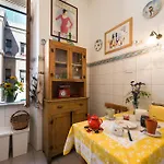 Colosseo House